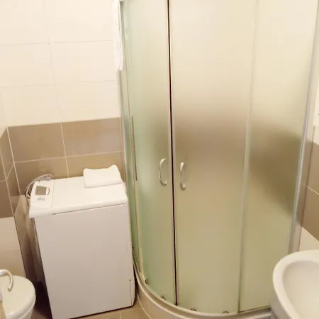 Appartamento Great Apartment, Free Parking In The Garage, Znjan