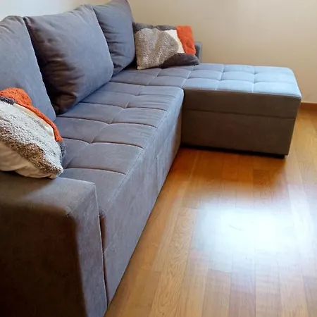 Apartment Great Apartment, Free Parking In The Garage, Znjan